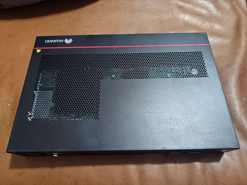 Huawei S5735-L8P4X-QA-V2  Network Switch