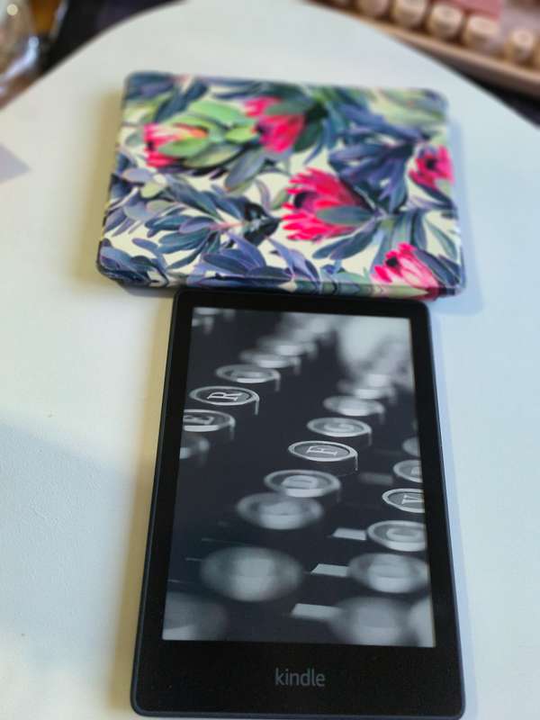 Kindle Paperwhite Signature Edition - 11th Generation - 32GB