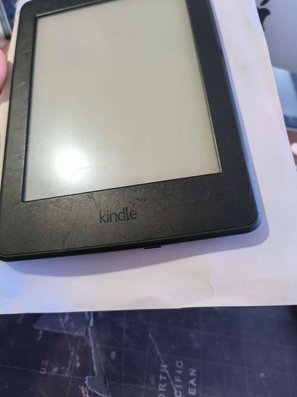 Amazon Kindle 7th generation Paperwhite e-reader 6inch 4GB - Model 9090G