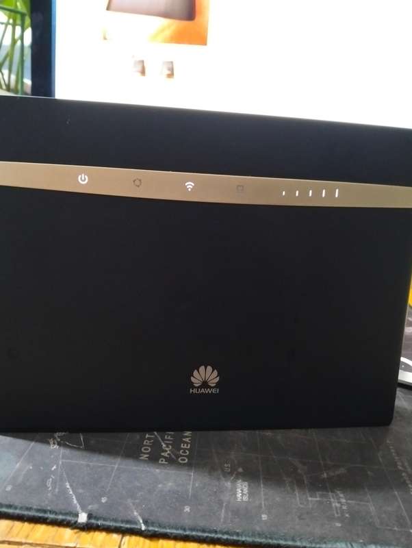 Huawei 4G Router model B525 (Read Ad)