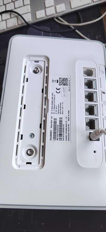 Latest Huawei 4G Router 3 Pro model B535-932 (It take a SIM CARD) up 64 users