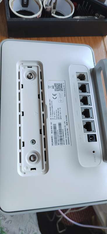 Latest Huawei 4G Router 3 Pro model B535 (It take a SIM CARD) up 64 users