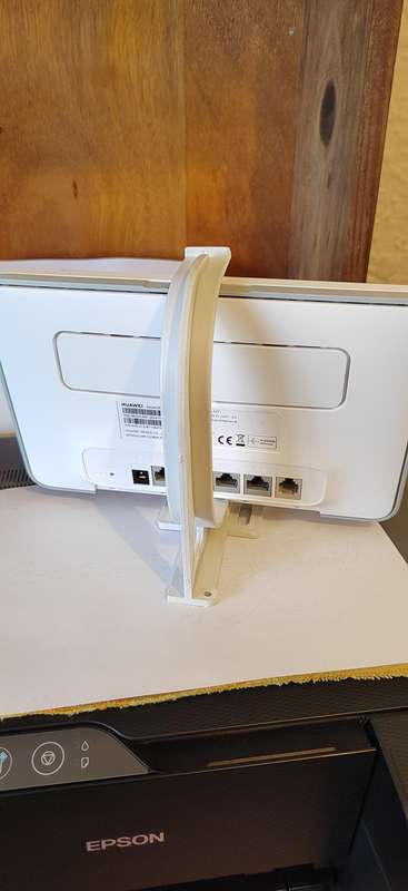Latest Huawei 4G Router 3 Pro model B535-932a (It take a SIM CARD) up 64 users