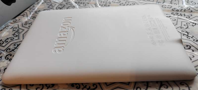 Amazon Kindle Paperwhite  7th Generation 6inch 4GB