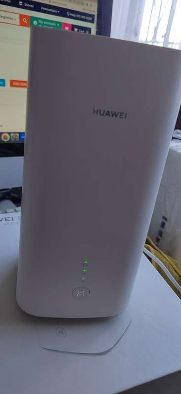 Huawei 5G CPE Pro H112 - Open to all Network - In Box
