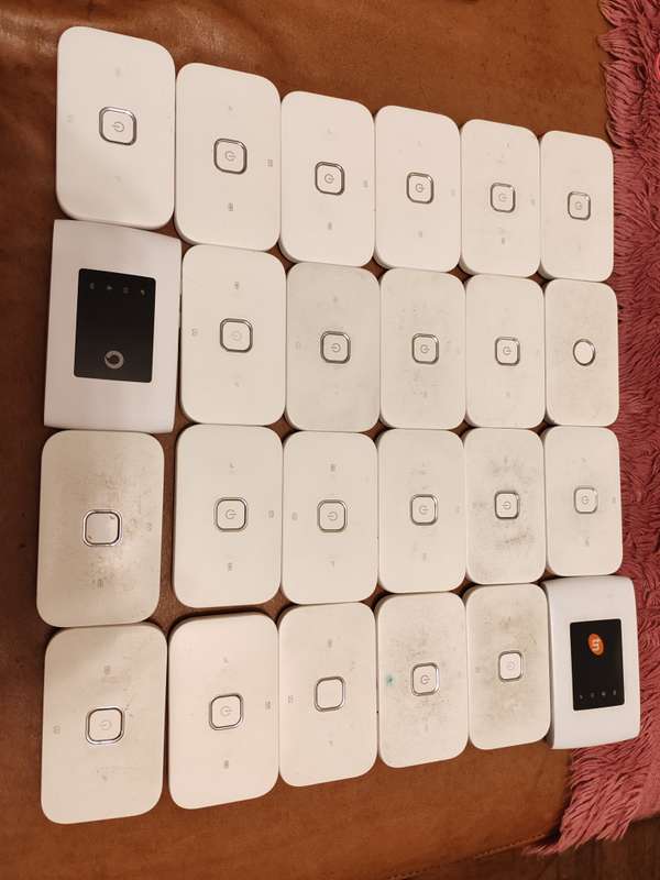 Huawei 4G R218h Vodafone Broadband Hotspot LTE Mifi/ Router