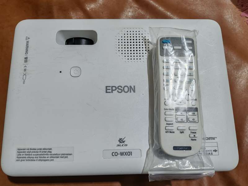 EPSON  Model:  CO-WX01