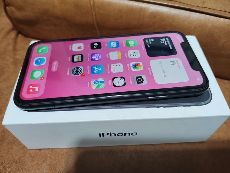 iPhone 11 64