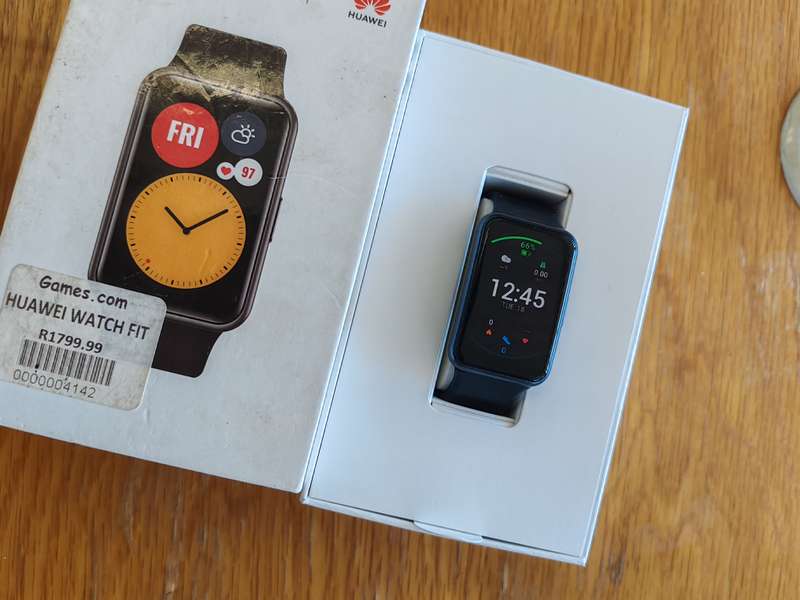 HUAWEI WATCH  FIT