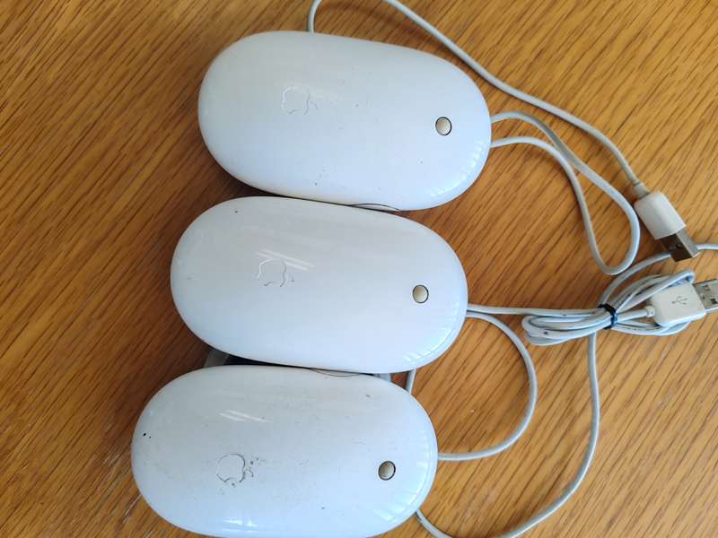 Apple wired mouse model A1152