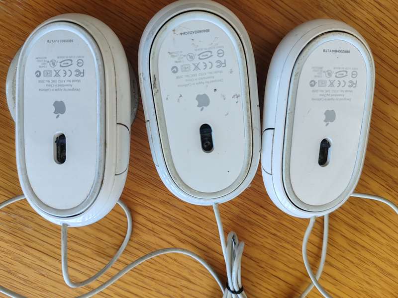 Apple wired mouse model A1152