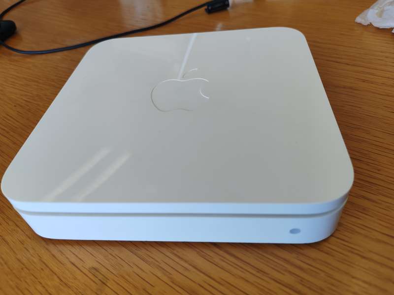 Apple AirPort Extreme Base Station A1354 - 4th Gen