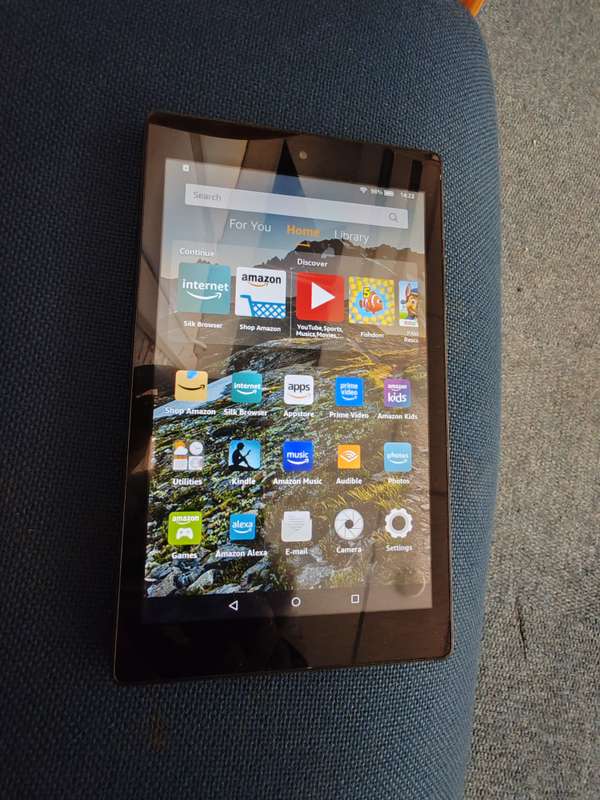 Amazon Kindle Fire HD 8 (7th Generation)