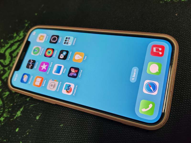 iPhone 12