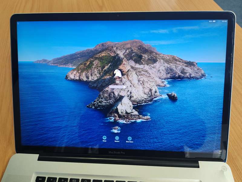 MacBook Pro, 17inch 500GB and 8GB RAM