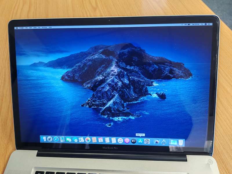 MacBook Pro, 17inch 500GB and 8GB RAM