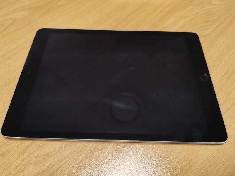 IPad 8th Gen  32gig Wifi