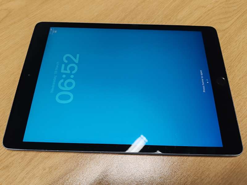 IPad 8th Gen  32gig Wifi