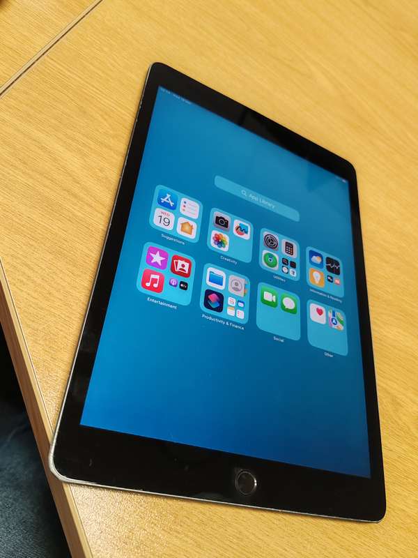 IPad 8th Gen  32gig Wifi