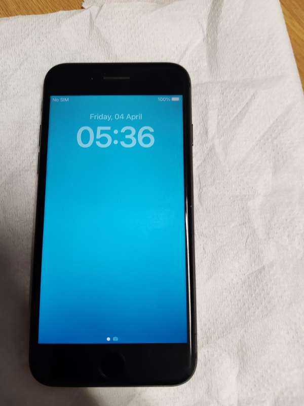 iPhone 8 64GB