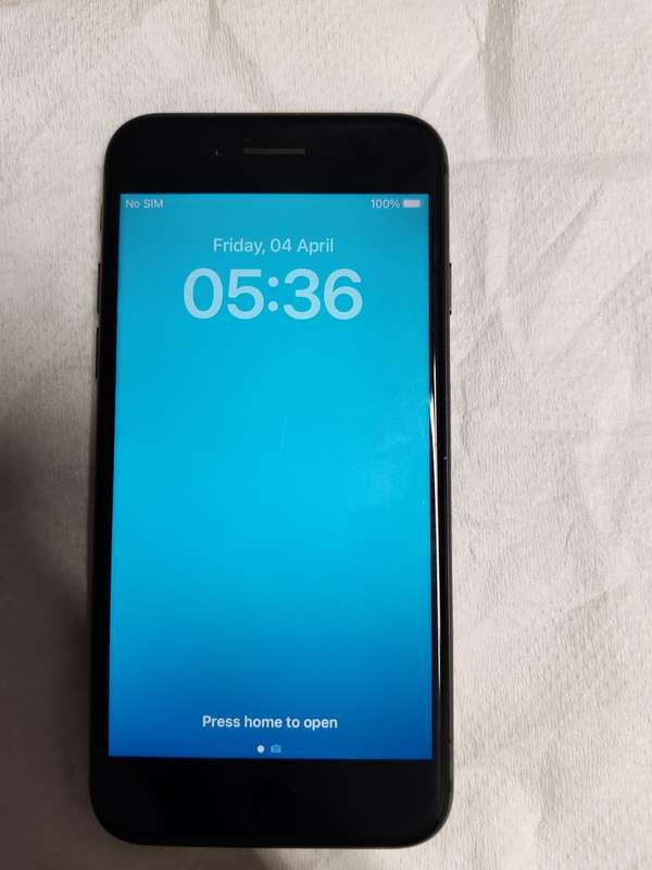iPhone 8 64GB