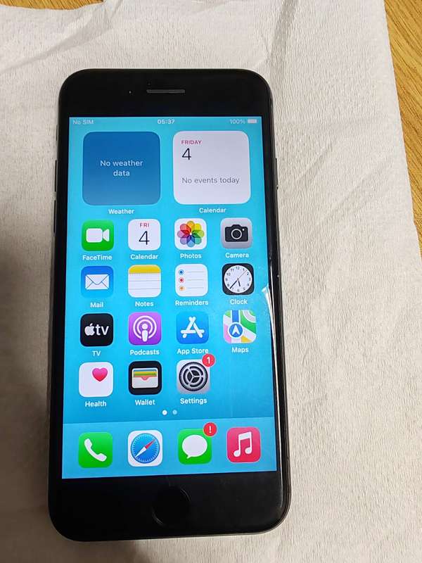 iPhone 8 64GB