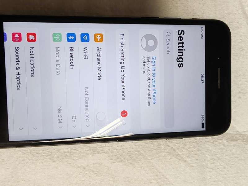 iPhone 8 64GB