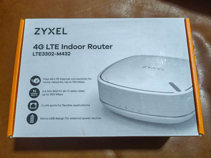 ZYXEL LTE3202-M432 ROUTER (It take a SIM CARD)