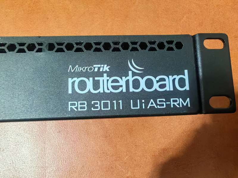 MikroTik RB3011UiAS- RM -  network switch