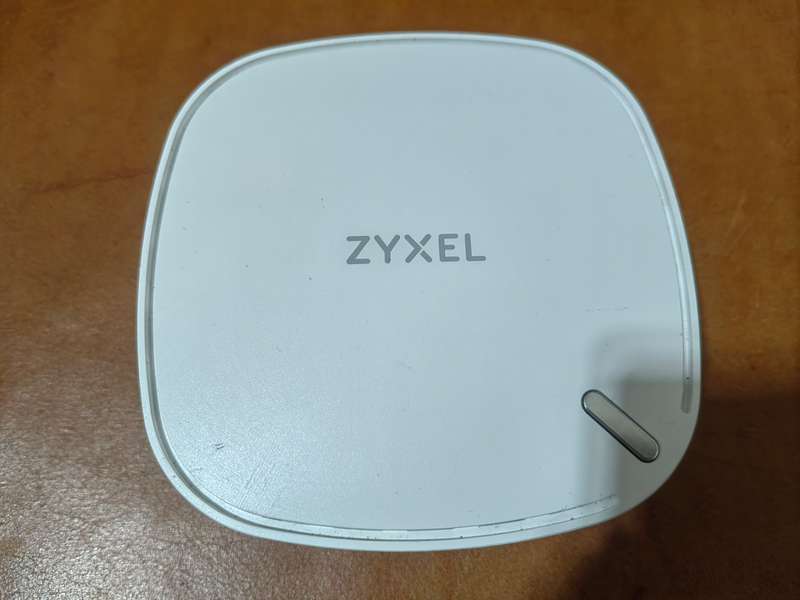 ZYXEL LTE3202-M432 ROUTER (It take a SIM CARD)