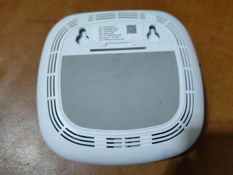 ZYXEL LTE3202-M432 ROUTER (It take a SIM CARD)