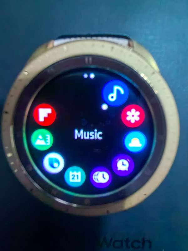 SAMSUNG  GALAXY WATCH SM-R810