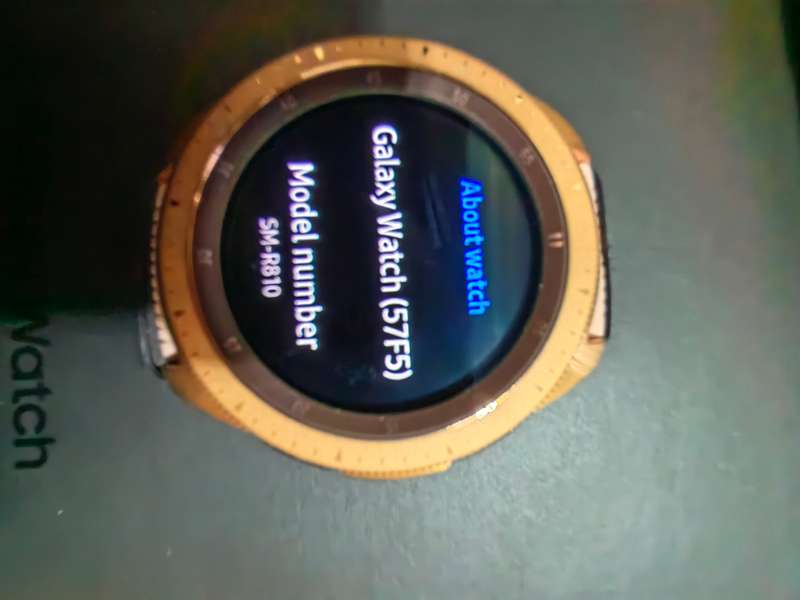 SAMSUNG  GALAXY WATCH SM-R810