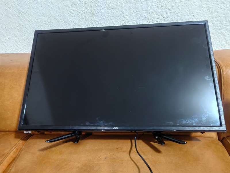 JVC SMART TV 32 INCH MODEL LT-32N750