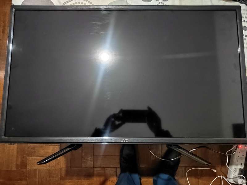 JVC SMART TV 32 INCH MODEL LT-32N750