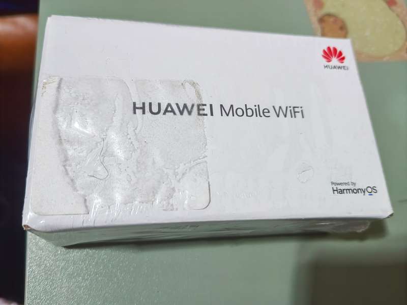 HUAWEI E5783-230a 4G LTE Router CAT7 - BRAND NEW SEALED