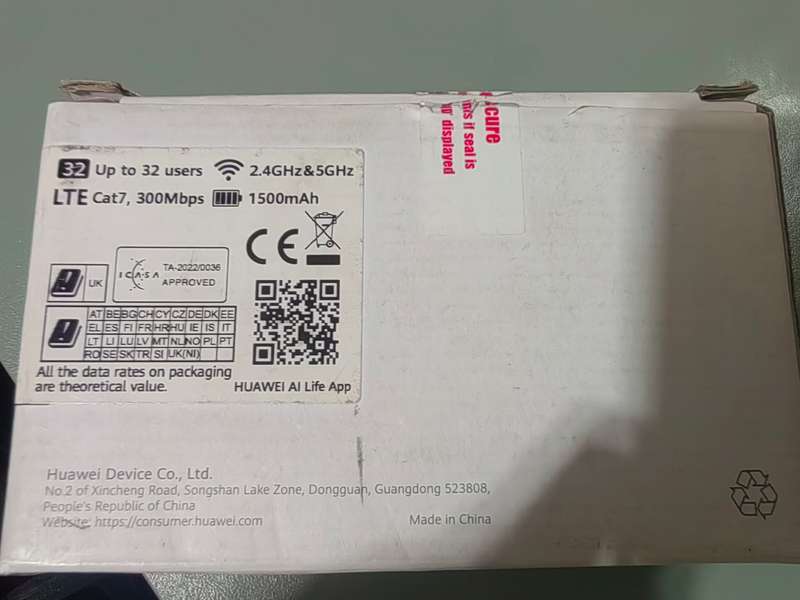 HUAWEI E5783-230a 4G LTE Router CAT7 -