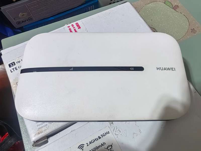 HUAWEI E5783-230a 4G LTE Router CAT7 -