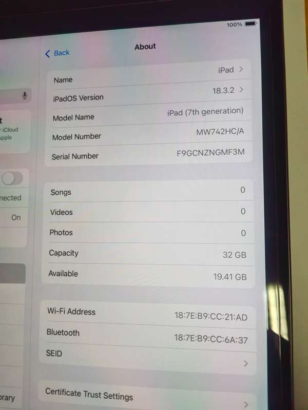 IPad 7th Gen  32GB Wifi