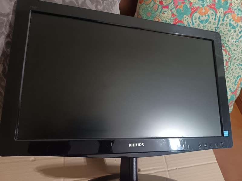Philips 196V3L Display Monitor