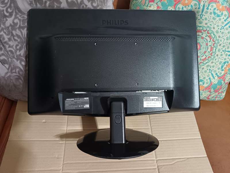 Philips 196V3L Display Monitor