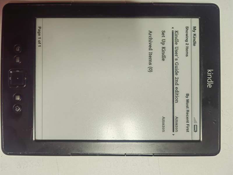 AMAZON KINDLE  D0100 4th gen 2GB STORAGE
