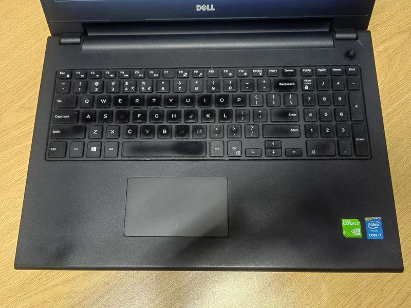 Dell Inspiron 15 i7 5thgen