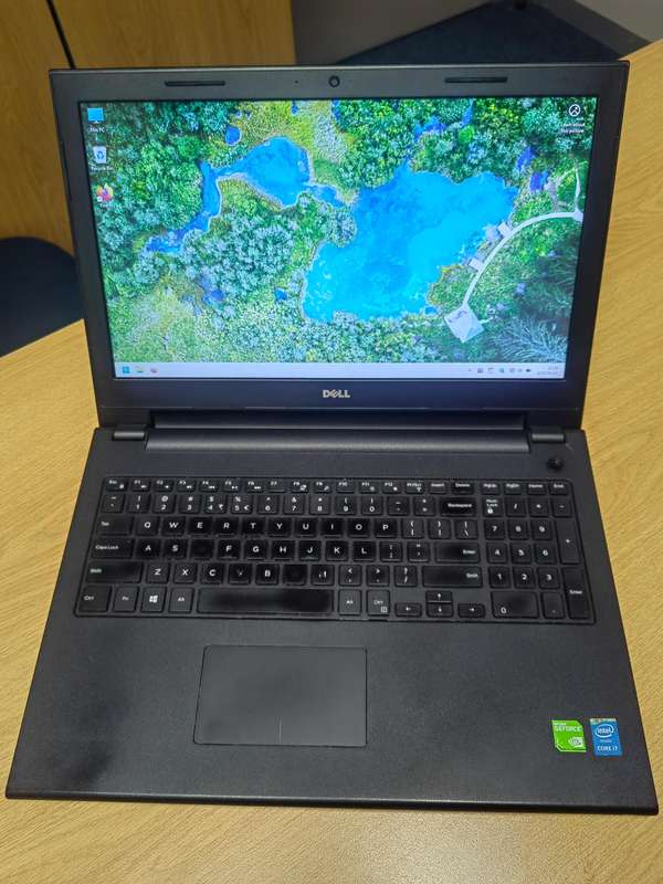 Dell Inspiron 15 i7 5thgen