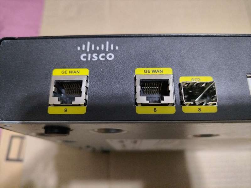 CISCO 890 SERIES CISCO 892FSP-Network Switch