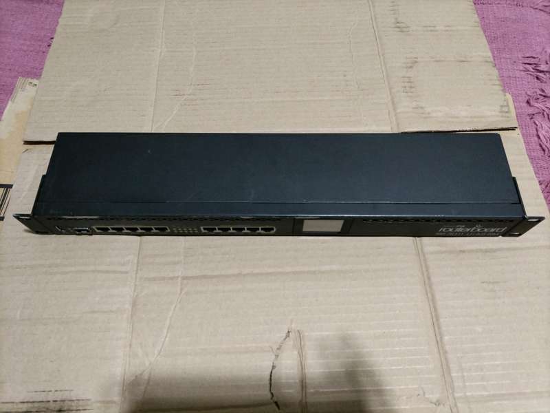 MikroTik  routerboard RB 3011 UiAS-RM