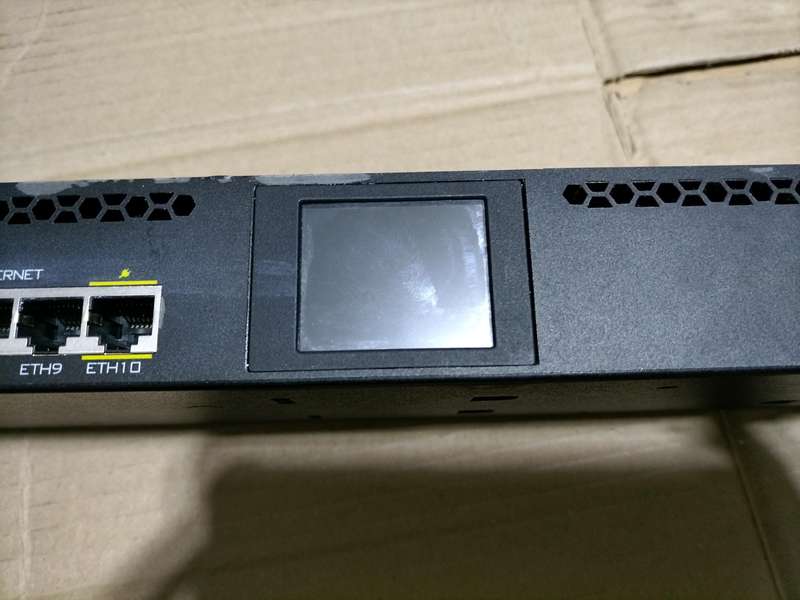 MikroTik  routerboard RB 3011 UiAS-RM