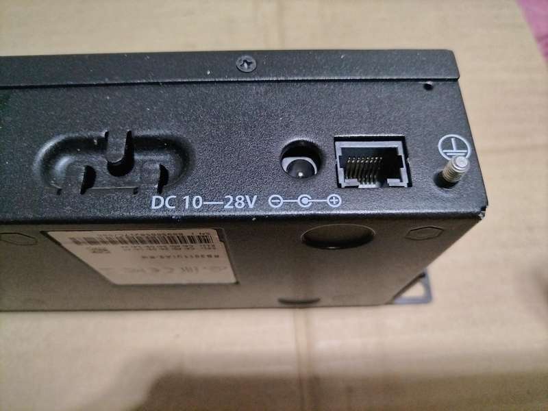 MikroTik  routerboard RB 3011 UiAS-RM