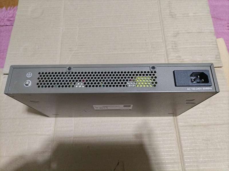 Tenda TEG1024D network switch