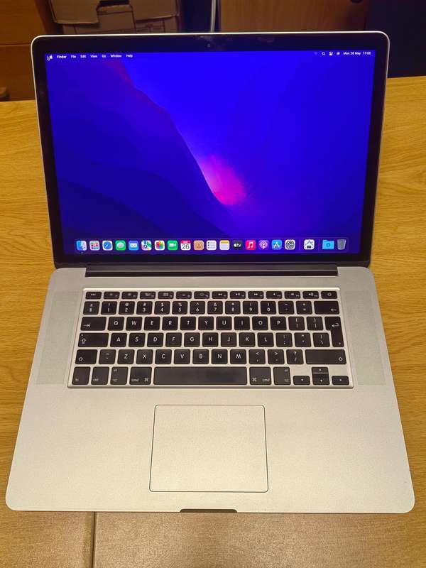 MacBook Pro, 15inch 2015 256GB SSD and 16GB RAM